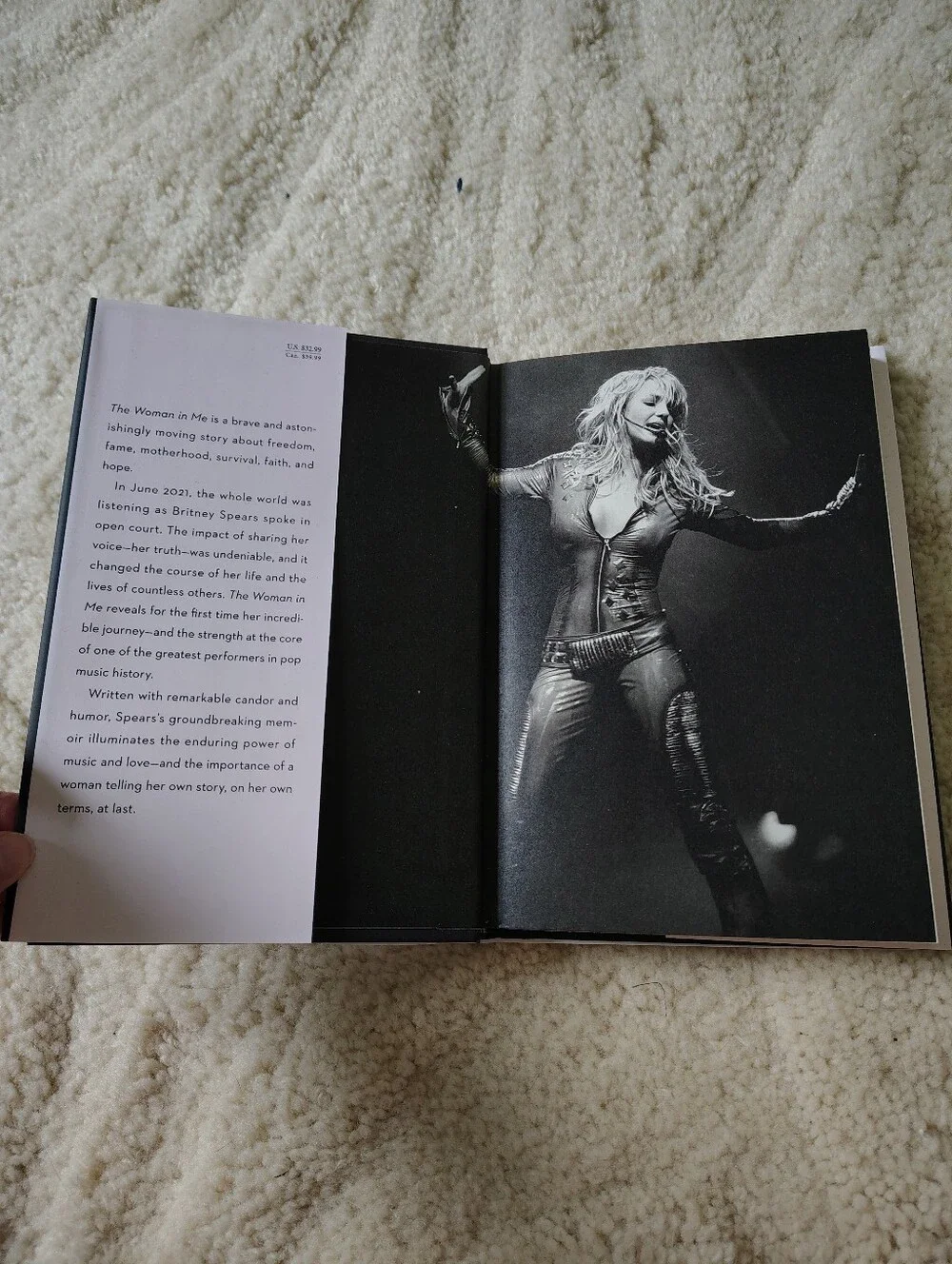 *Like New* Britney Spears: The Woman in Me Autobiography